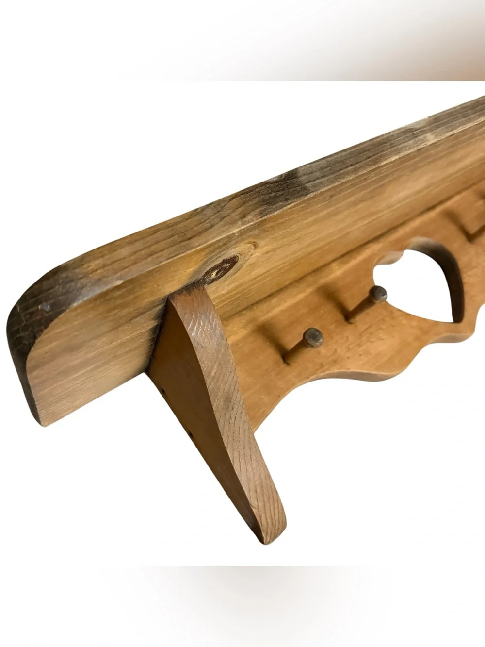 Vintage Rustic Wooden Wall Shelf With A Prominent Heart-Shape Cutout 4 Peg Hooks